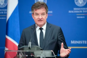 Παραιτήθηκε ο σύμβουλος εθνικής ασφαλείας της Σλοβακίας μετά τη δημοσίευση μηνυμάτων του με τον Επστάιν