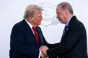 Τραμπ και Ερντογάν συζήτησαν για Συρία, Γάζα και Ισλαμικό Κράτος σε τηλεφωνική επικοινωνία τους