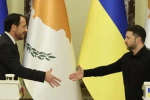 Κύπρος: Ο Χριστοδουλίδης υποδέχεται Ζελένσκι, Φον ντερ Λάιεν και Κόστα