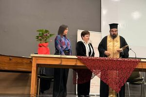 Παρουσία των Εθελοντικών Ομάδων της πόλης η κοπή πίτας της Αντιδημαρχίας Εθελοντισμού του Δήμου Ηρακλείου