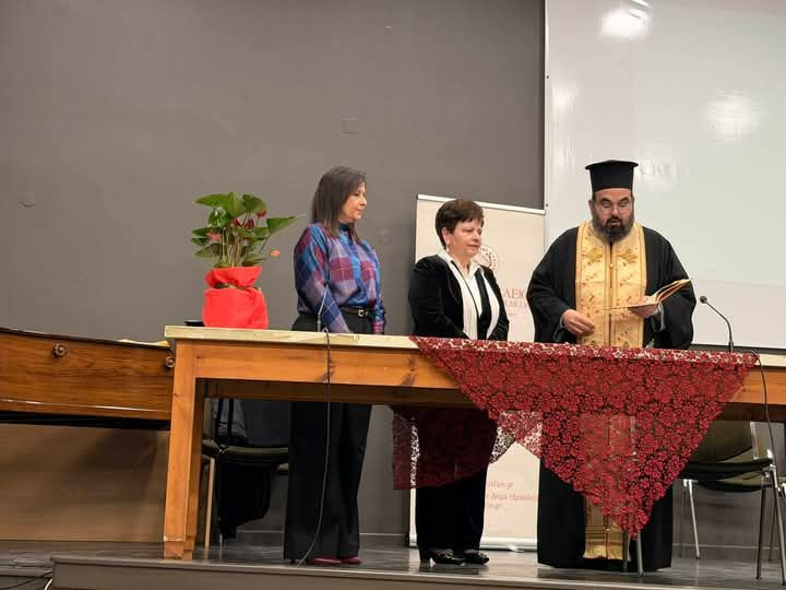 Παρουσία των Εθελοντικών Ομάδων της πόλης η κοπή πίτας της Αντιδημαρχίας Εθελοντισμού του Δήμου Ηρακλείου