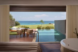 Στο «φουλ» οι μηχανές για τη νέα τουριστική σεζόν