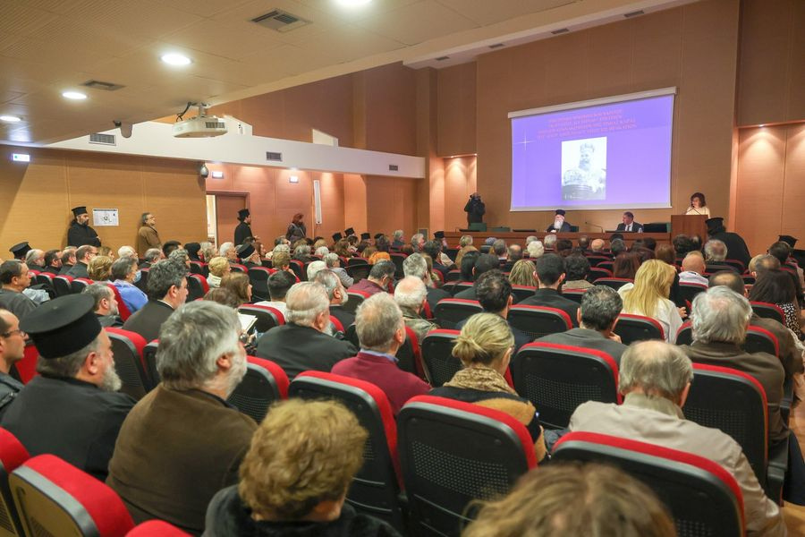 Ανέσυρε μνήμες ο Αρχιεπίσκοπος Κρήτης Ευγένιος από την επανακομιδή της Τιμίας Κάρας του Αποστόλου Τίτου στις «Μικρές Ιστορίες της Πόλης»