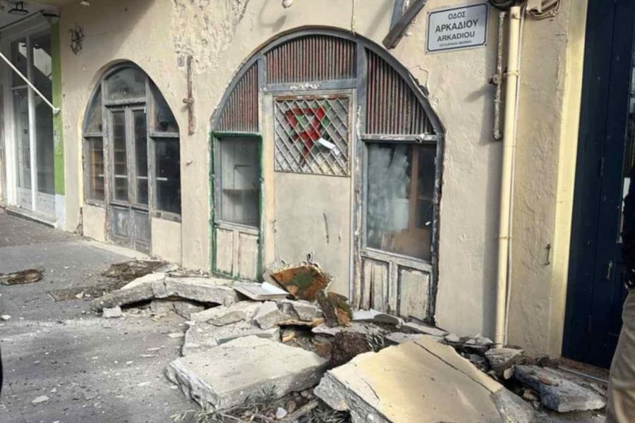 Υποχώρησε τμήμα παλιού κτηρίου στο κέντρο του Ρεθύμνου