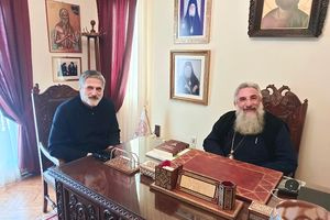 Πήρε την ευλογία του Αρχιεπισκόπου Κρήτης ο καλλιτεχνικός διευθυντής της Εθνικής Λυρικής Σκηνής