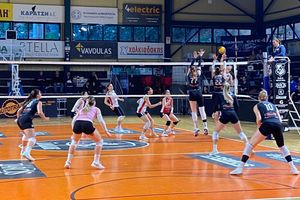 Α2 βόλεϊ: Έβδομη συνεχόμενη νίκη με επική ανατροπή για τις γυναίκες του ΟΦΗ