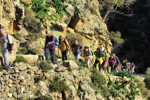 Ορειβατικός Σύλλογος Αγίου Νικολάου: Πεζοπορία στο Φαράγγι του Μέσωνα και το κάστρο Καβουσίου