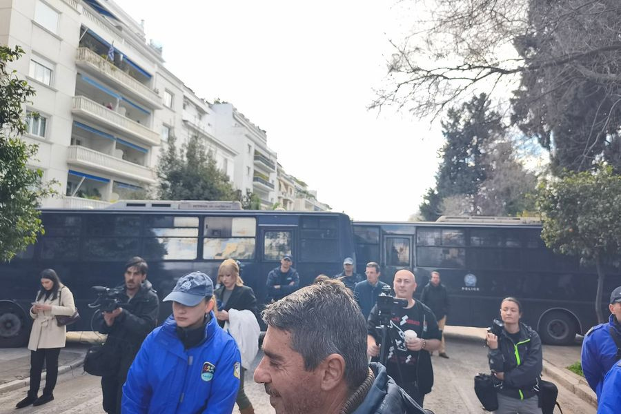 «Ζήσαμε την απόλυτη περιφρόνηση στο Μέγαρο Μαξίμου»,  λένε οι ξενοδοχοϋπάλληλοι  Ηρακλείου