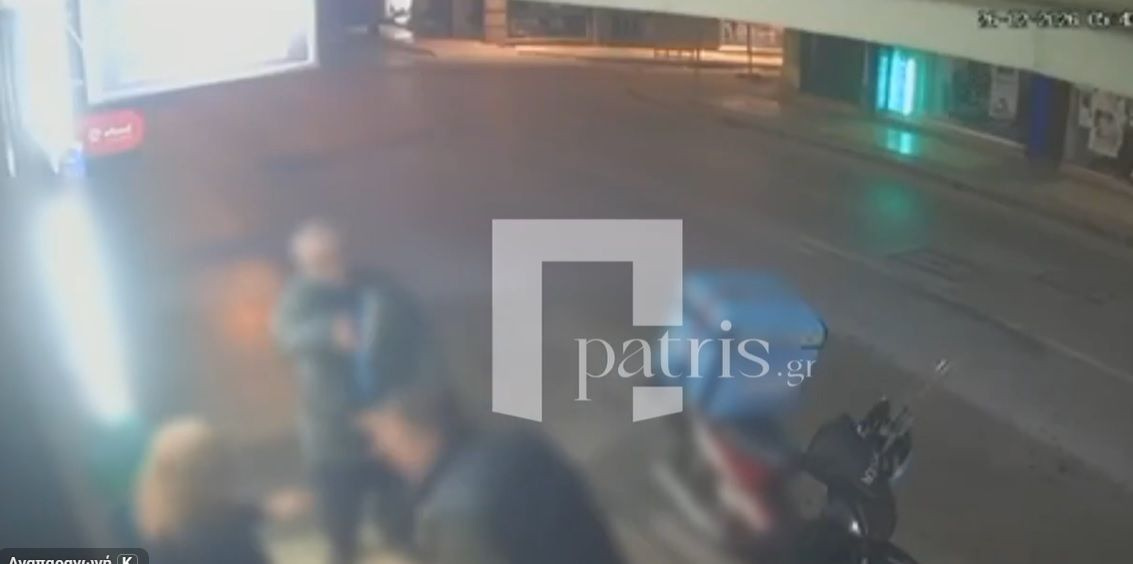 Νέο βίντεο: Τι προηγήθηκε πριν το ΙΧ «καρφωθεί» στην είσοδο του μίνι μάρκετ