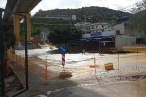 Η γέφυρα στο Παλαιόκαστρο φέρνει… αντιδράσεις – Σήμερα η ανοιχτή κινητοποίηση των κατοίκων