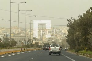 Ιδιωτικοί υπάλληλοι: Ζητούν αναστολή εργασιών και δραστηριοτήτων σε εξωτερικούς χώρους εξαιτίας σκόνης
