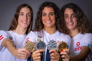 Καλλιτεχνική κολύμβηση: Επιστρέφουν στην Ελλάδα οι αδελφές Αλεξανδρή