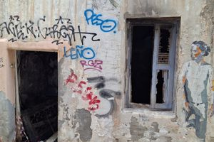 Αγανάκτηση στην Αγία Τριάδα για το ανοικτό εργοτάξιο