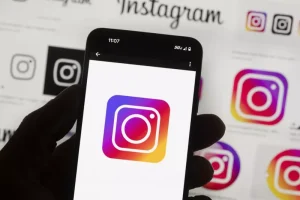 Το Instagram θα ειδοποιεί τους γονείς, αν τα παιδιά τους κάνουν αναζητήσεις για αυτοκτονία
