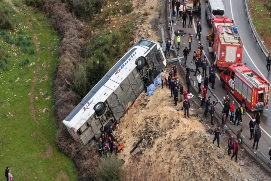 Τροχαίο δυστύχημα με λεωφορείο στην Αττάλεια, 9 νεκροί, 26 τραυματίες