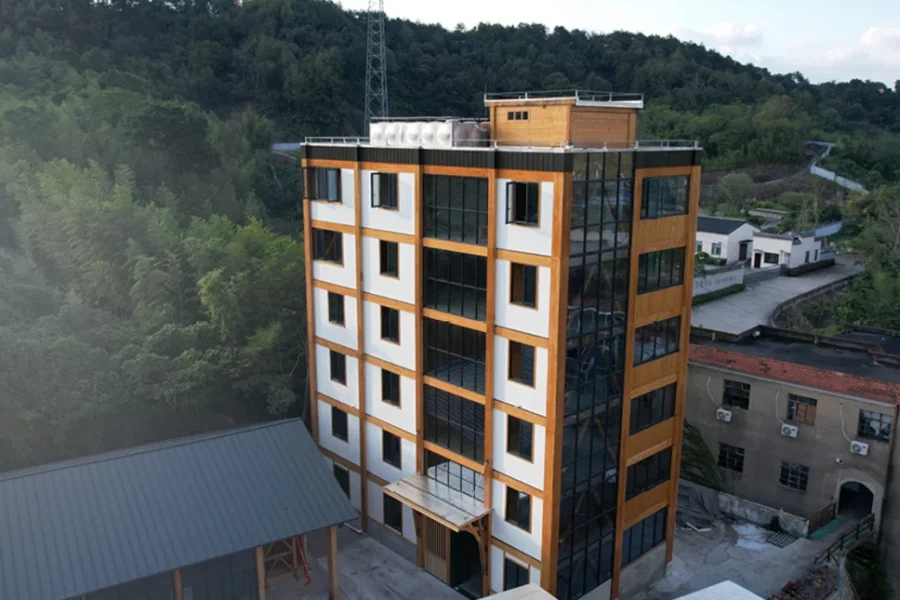 Αεροδρόμια, σπίτια και ουρανοξύστες από μπαμπού – Το νέο στοίχημα της «πράσινης» αρχιτεκτονικής για το 2026