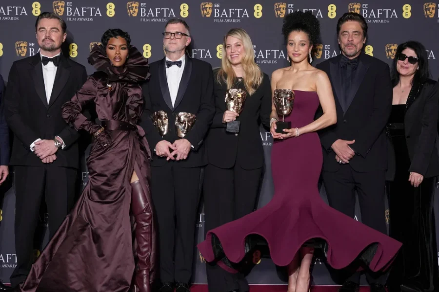 BAFTA 2026: Έξι βραβεία στην ταινία «Μια μάχη μετά την άλλη», χαμένοι Ντι Κάπριο και Λάνθιμος