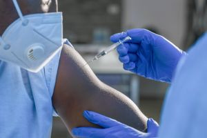 Δάσκαλε που δίδασκες: Οι γιατροί μας λένε να κάνουμε το αντιγριπικό αλλά εκείνοι δεν εμβολιάζονται