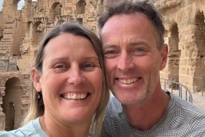 Ζευγάρι Βρετανών καταδικάσθηκε σε κάθειρξη 10 ετών στο Ιράν: Η δίκη τους κράτησε μόνο 3 ώρες, λέει ο γιος τους