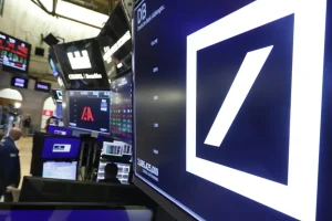 Deutsche Bank: Στο επίκεντρο η σχέση της γερμανικής τράπεζας με τον Επσταϊν