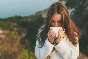 Φούσκωμα: Καταπολεμήστε το φυσικά με εννέα θαυματουργά βότανα