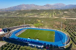 Σε τροχιά υλοποίησης έργα αναβάθμισης στο Δημοτικό Στάδιο Αρκαλοχωρίου και στο γήπεδο της Γαρίπας