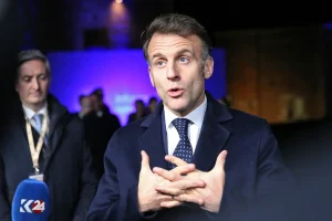 Mea culpa από τον Μακρόν: «Έκανα μεγάλα λάθη από υπερβολική αυτοπεποίθηση»