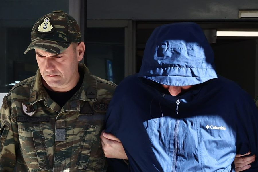 Υπόθεση κατασκοπείας: Στο μικροσκόπιο τα ταξίδια του Κινέζου κατάσκοπου στην Αθήνα και του σμηναγού στο Πεκίνο