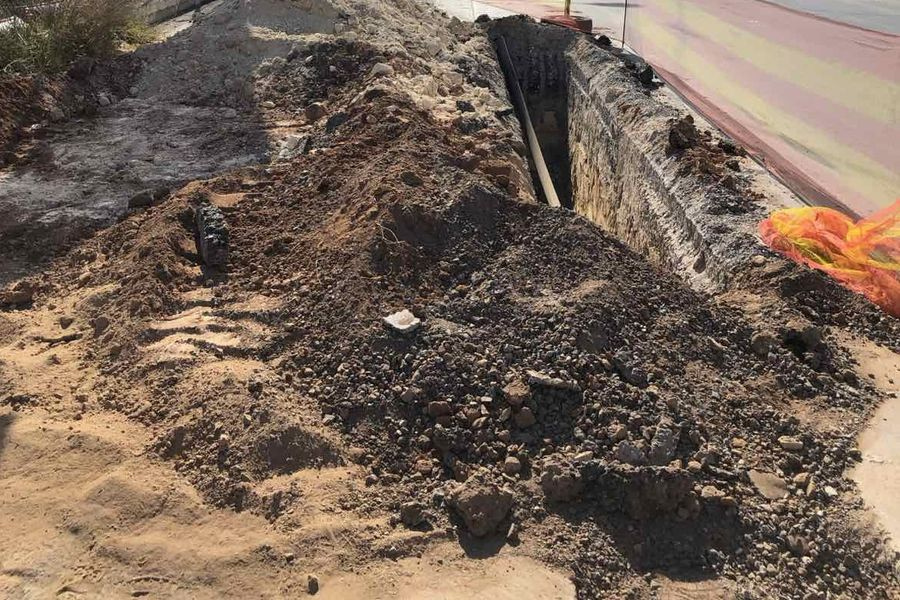 Εργασίες για την τοποθέτηση κεντρικού αγωγού ύδρευσης από τη ΔΕΥΑΗ