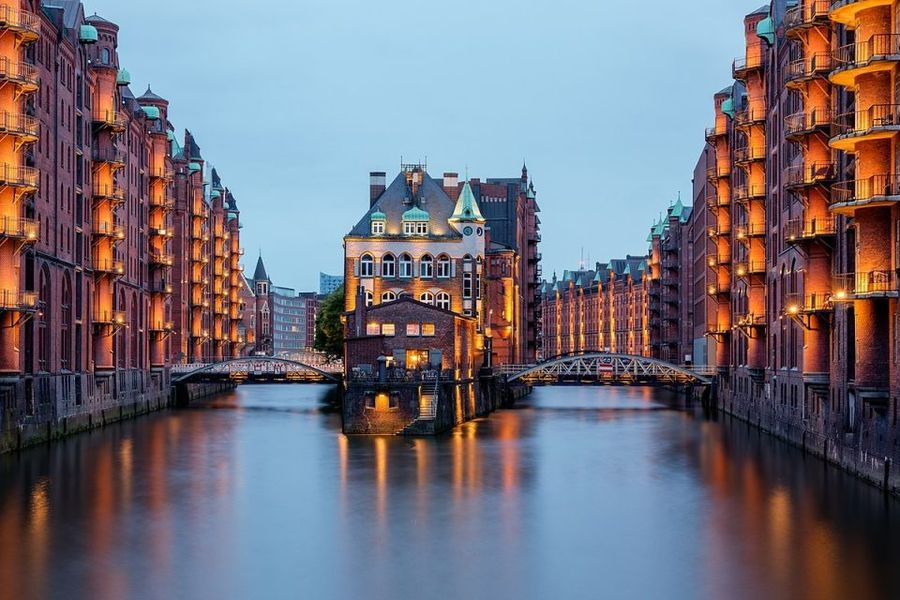 Ενοποιήθηκαν οι δύο ελληνικές κοινότητες του Αμβούργου