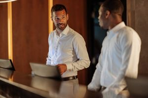 «Απόβαση» Φιλιππινέζων: Η έλλειψη εξειδικευμένου προσωπικού το μεγάλο «αγκάθι» στον τουρισμό