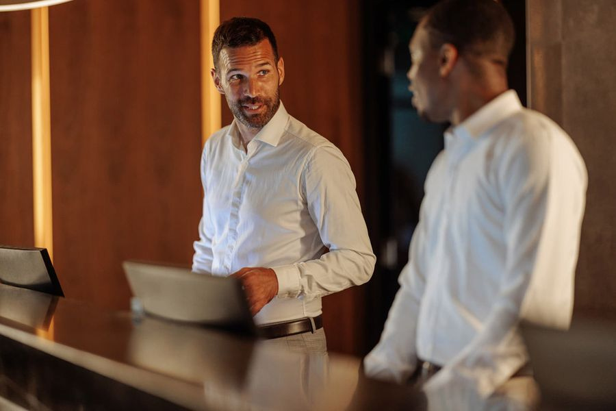 «Απόβαση» Φιλιππινέζων: Η έλλειψη εξειδικευμένου προσωπικού το μεγάλο «αγκάθι» στον τουρισμό