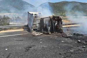 Ένοχος για τον θάνατο τριών ανθρώπων, αθώος για επικίνδυνη οδήγηση ο οδηγός της καραμπόλας στην Εγνατία