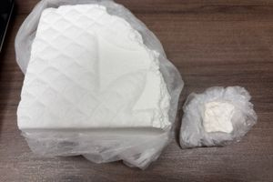 ΦΩΤΟ: Τον έπιασαν όταν έκρυβε το μισό κιλό κοκαΐνης στο χωράφι