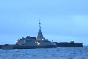 Ξεκίνησαν οι πρώτες θαλάσσιες δοκιμές της φρεγάτας FDI HN «Νέαρχος»