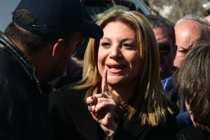 Καρυστιανού: Είχα έτοιμη την ομιλία μου, αλλά δεν ήθελαν να μιλήσω και αποχώρησα από τη συγκέντρωση για τα Τέμπη – Δείτε βίντεο