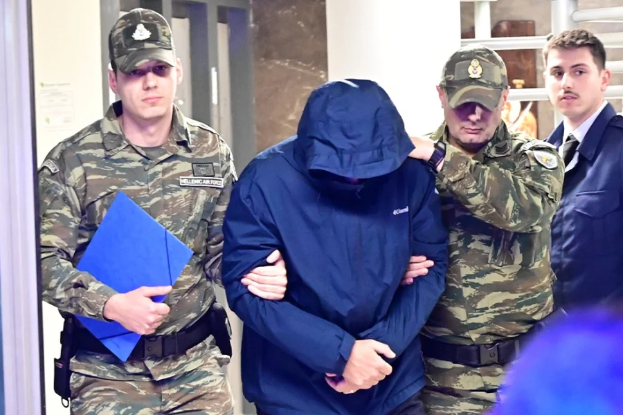 Προφυλακίστηκε ο σμήναρχος κατάσκοπος, τι ισχυρίστηκε στην απολογία του: «Ζητώ συγγνώμη από την πατρίδα και τις Ένοπλες Δυνάμεις»