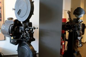 ΥΠΠΟ: Δρομολογείται η ίδρυση της Κρατικής Σχολής Κινηματογραφίας και Οπτικοακουστικών Μέσων