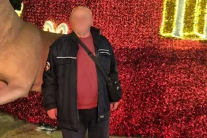 Στην φυλακή ο 64χρονος που αποπειράθηκε να βιάσει 25χρονη ΑμεΑ στην Κυψέλη