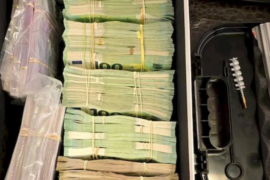 Τα νούμερα πίσω από το κύκλωμα με τα λαθραία τσιγάρα: Φόρτωναν χιλιάδες πακέτα, έβγαζαν ένα εκατ. ευρώ από κάθε φορτηγό