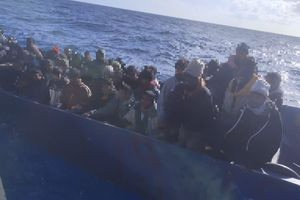 Σε εξέλιξη ευρεία επιχείρηση έρευνας και διάσωσης αλλοδαπών στη θαλάσσια περιοχή βόρεια της Σάμου