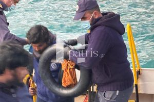(ΦΩΤΟ) Πολύνεκρο ναυάγιο – Στο νοσοκομείο δύο άτομα που διασώθηκαν