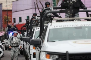 Εγκλωβισμένοι τουρίστες στο Μεξικό μετά τον θάνατο του «Ελ Μέντσο»