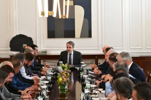 Δέσμευση Μητσοτάκη για στήριξη των κτηνοτρόφων της Κρήτης