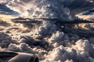 Το γιγάντιο νέφος cumulonimbus που έφερε ισχυρή χαλαζόπτωση στην Αττική