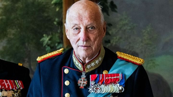 Ο βασιλιάς Χάραλντ της Νορβηγίας εισήχθη σε νοσοκομείο της Τενερίφης