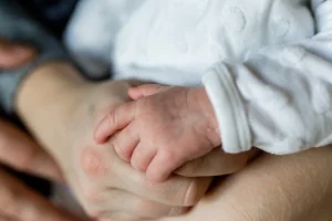 Επίδομα παιδιού: Πότε γίνεται η πρώτη πληρωμή για το 2026, η διαδικασία για τη υποβολή αιτήσεων