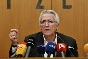 Παναγόπουλος: Δεν παραιτούμε από πρόεδρος της ΓΣΕΕ, είμαι εκλεγμένος