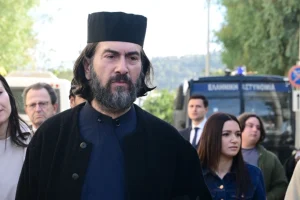 «Κιβωτός του Κόσμου»: Ένοχος ο πατέρας Αντώνιος και τέσσερις ακόμη κατηγορούμενοι για σωματικές κακοποιήσεις παιδιών