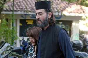 Ένταση στη δίκη του πατρός Αντωνίου -Αύριο η απόφαση, λόγω τήρησης του ωραρίου της γραμματέως